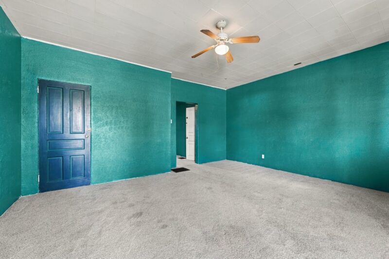 406 St Joseph STREET — photo 2