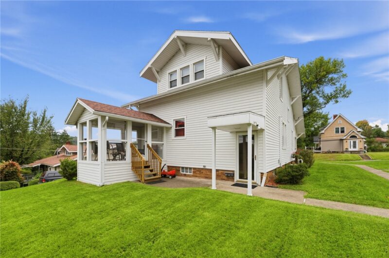 202 Walnut Street — photo 3