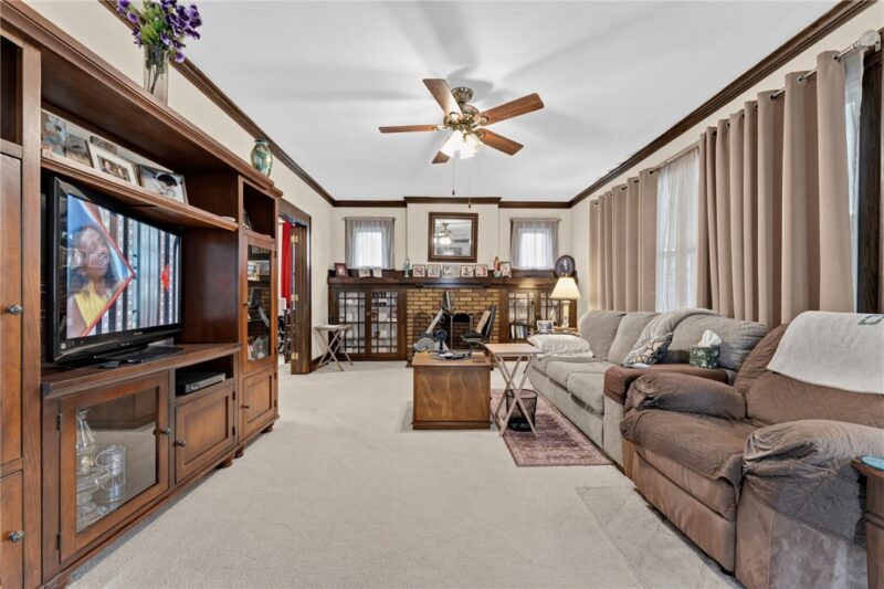 202 Walnut Street — photo 6