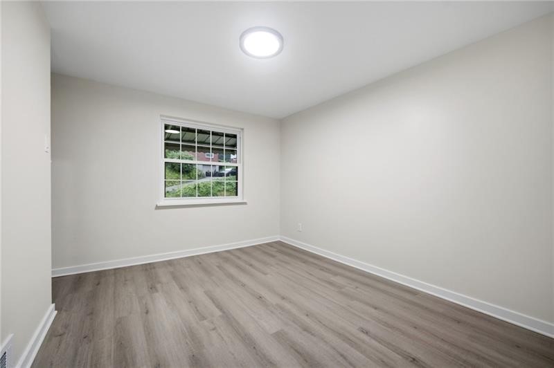 1120 Jacks Run Rd — photo 8