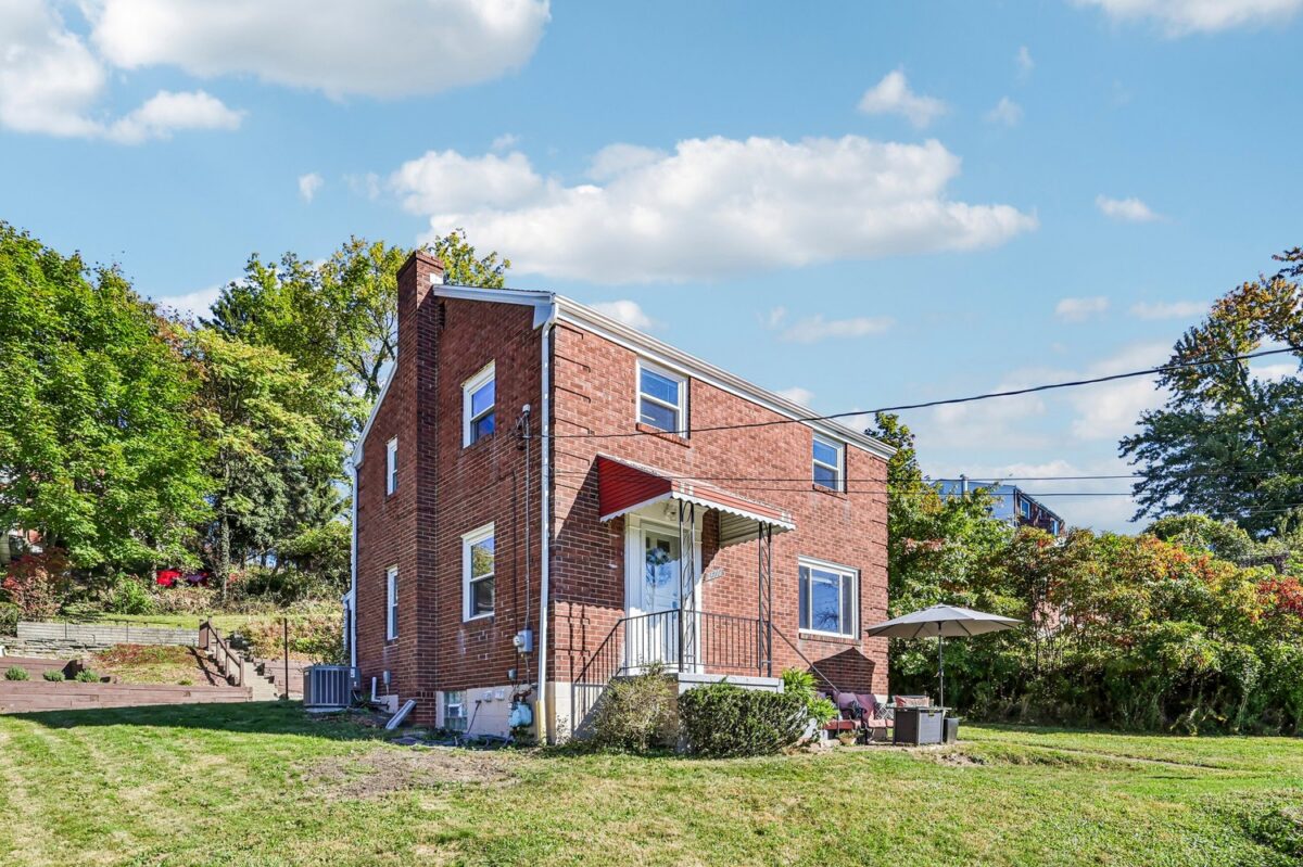 2600 Volta STREET — photo 1