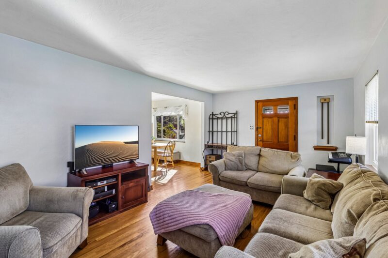 2600 Volta STREET — photo 7
