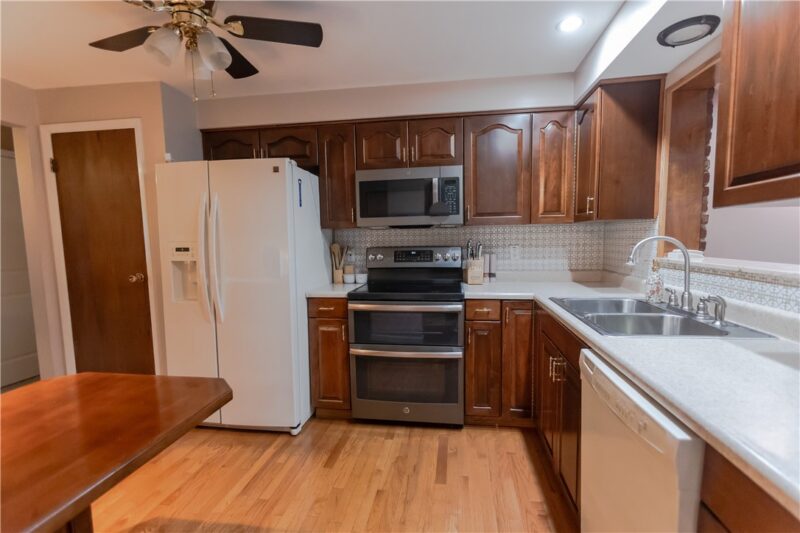 57 Norfolk Dr — photo 6