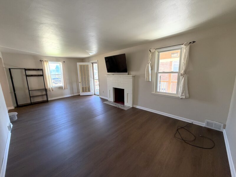 106 Franklin AVENUE — photo 3