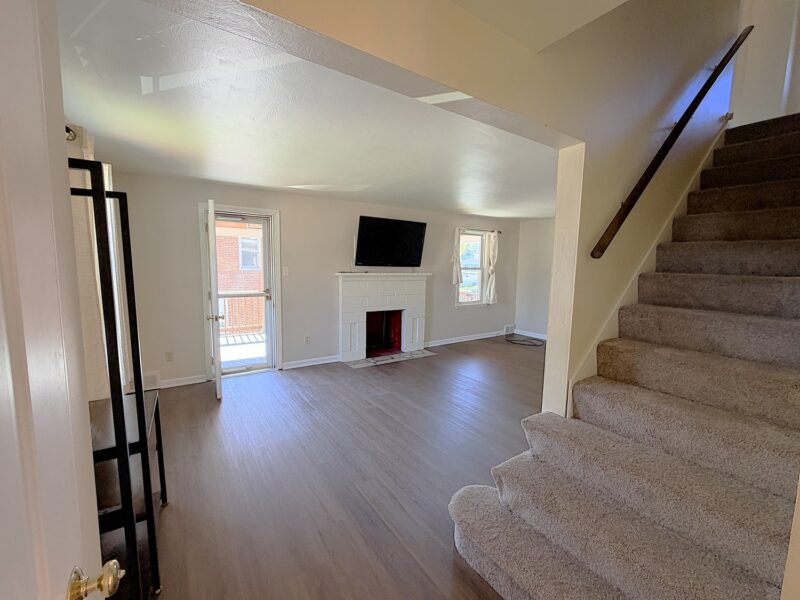 106 Franklin AVENUE — photo 4