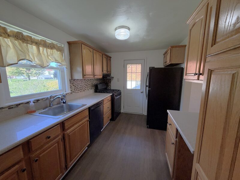 106 Franklin AVENUE — photo 7