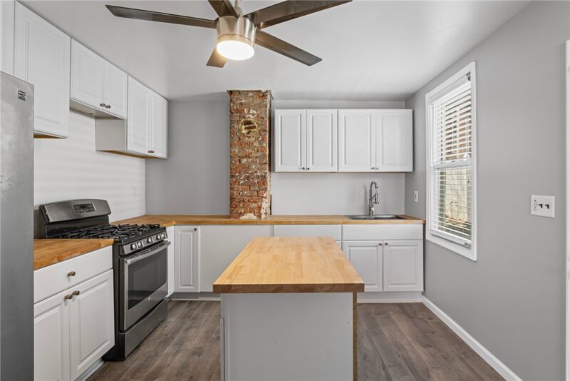 2810 Edwards Way — photo 7