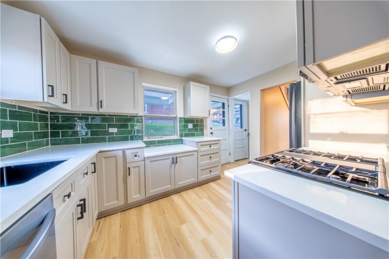 1310 Martha St — photo 3