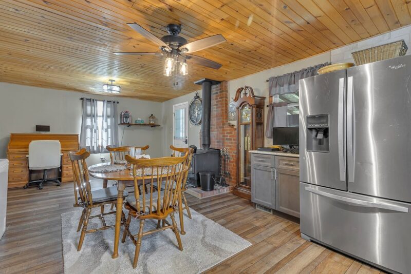 156 Willow Avenue — photo 8