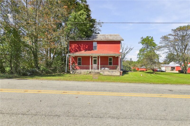 153 Humbert Road — photo 2