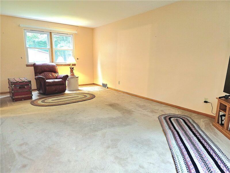 955 Eastwood Rd — photo 5