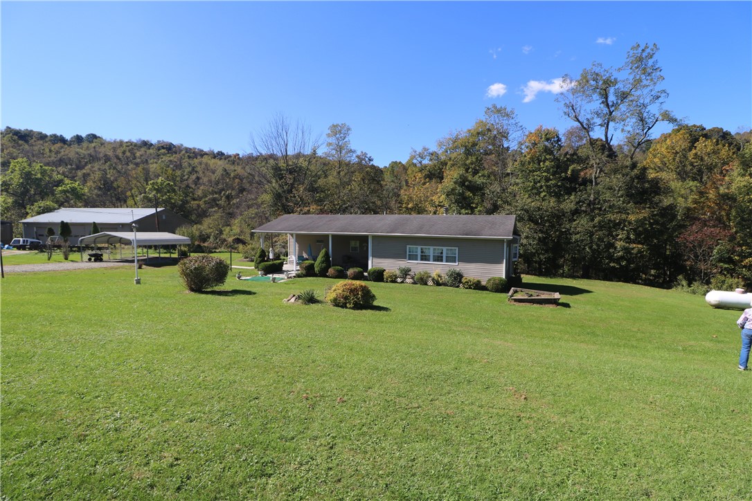 1628 Lone Pine Rd — photo 1
