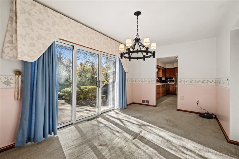 3535 Macarthur Dr — photo 7