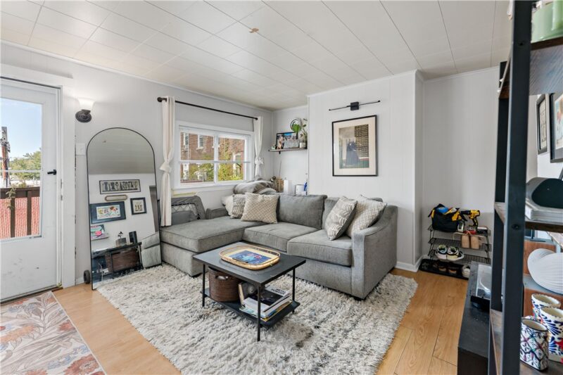 3732 Woolslayer Way — photo 3