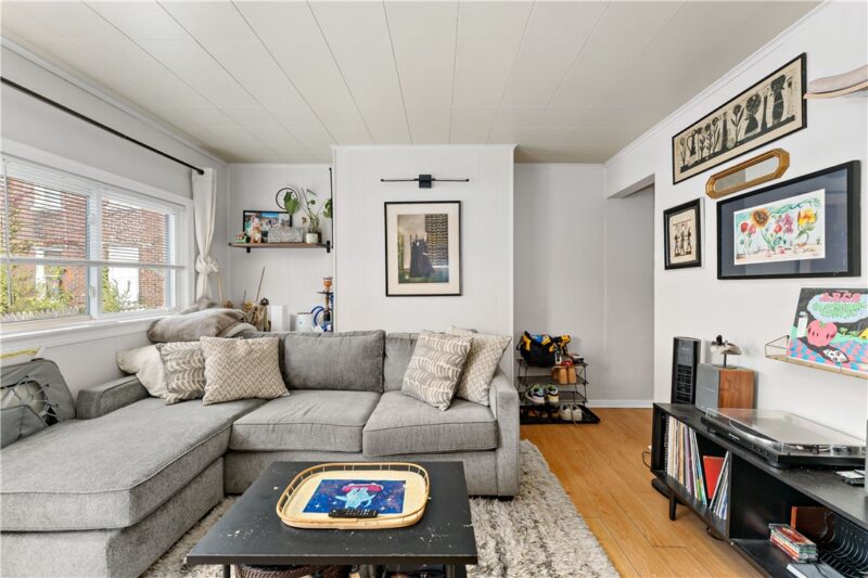 3732 Woolslayer Way — photo 4