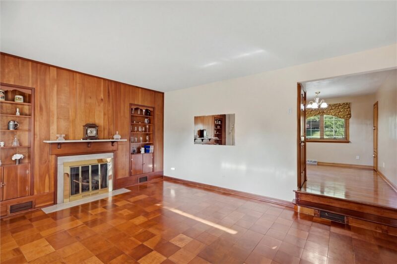 274 Mitchell Rd — photo 3