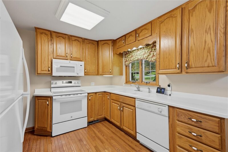 274 Mitchell Rd — photo 7