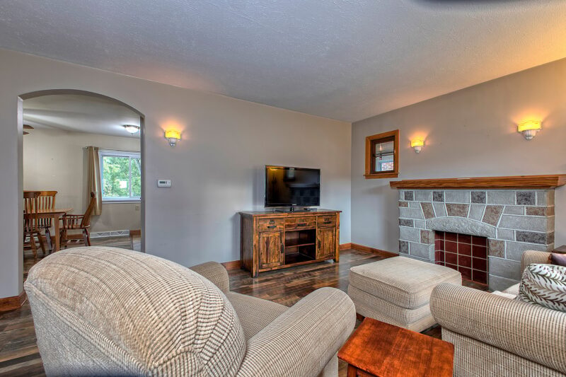 341 Center ROAD — photo 4