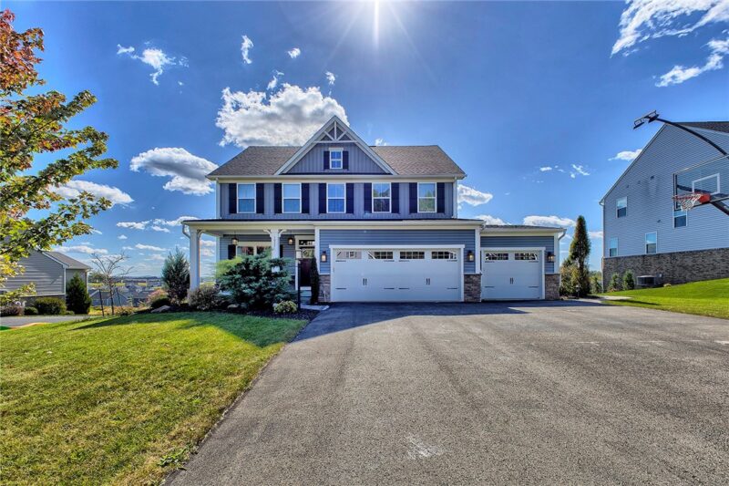 1037 Wedgewood Dr