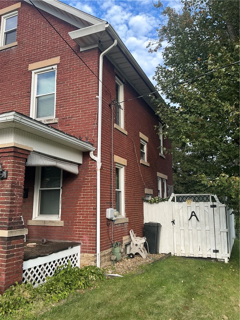 116 Shields Ave — photo 2