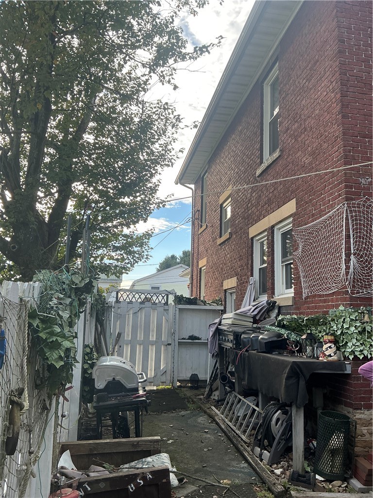 116 Shields Ave — photo 5