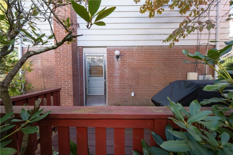 172 Chickasaw Ave — photo 5