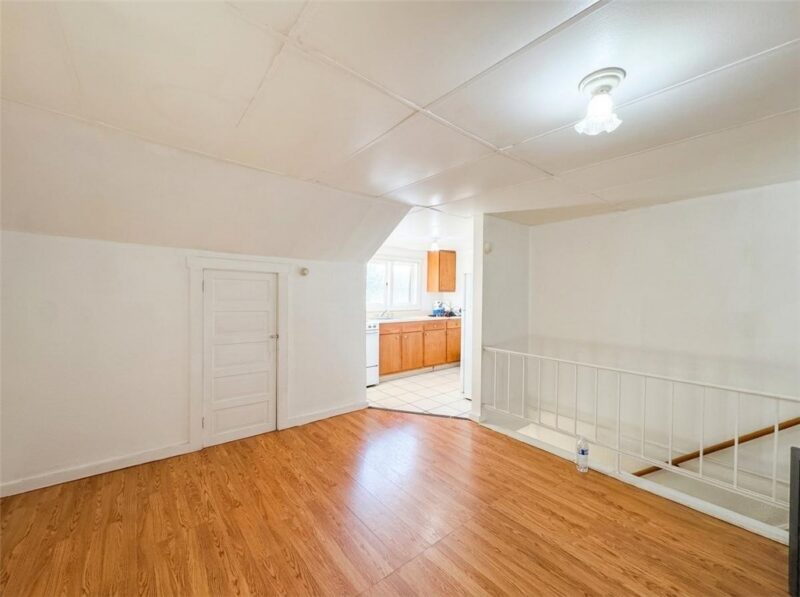 2663 Bedford Street — photo 8
