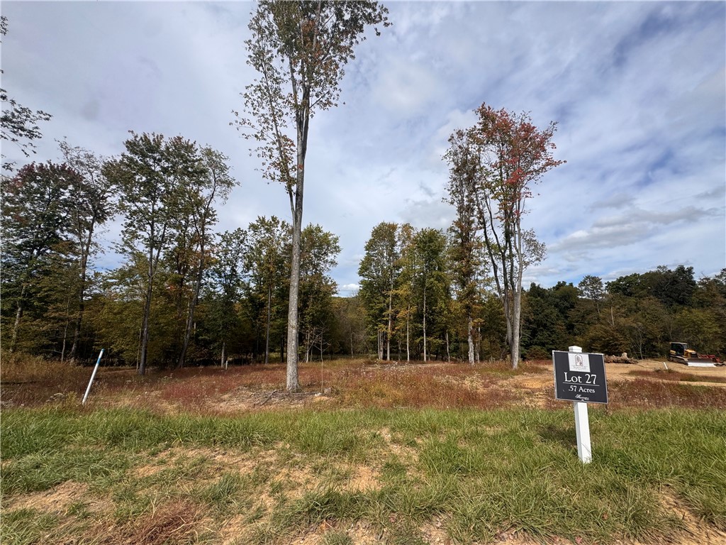 (Lot 27) 143 Woodford Drive — photo 1