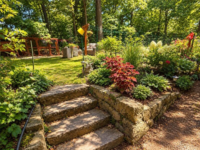 201 Woodland Dr — photo 5