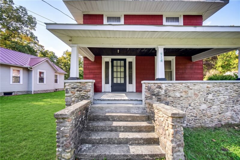 914 Walnut St — photo 2