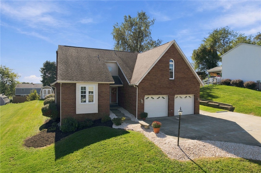 213 Chris Dr — photo 1