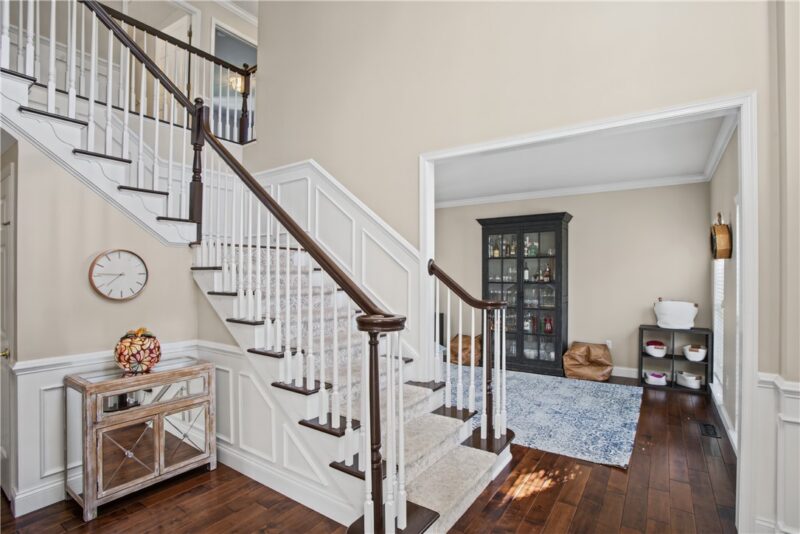 210 Briar Hill Ct — photo 5