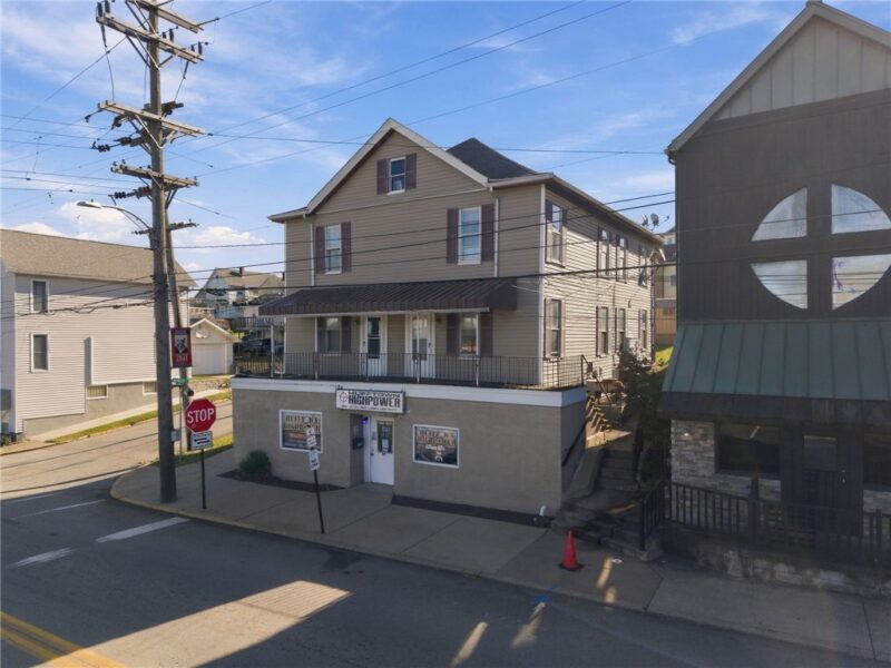 1501 BROAD STREET — photo 2