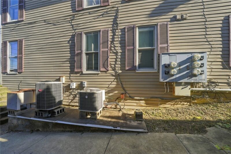 1501 BROAD STREET — photo 7