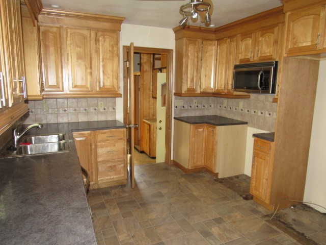2777 Richland Street — photo 4