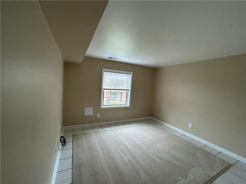 930 Margarite Dr K — photo 7