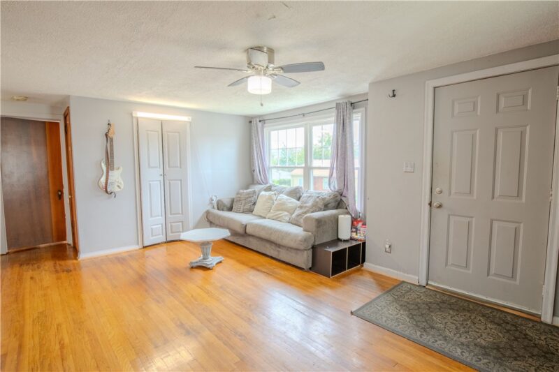 29 Crest St — photo 6