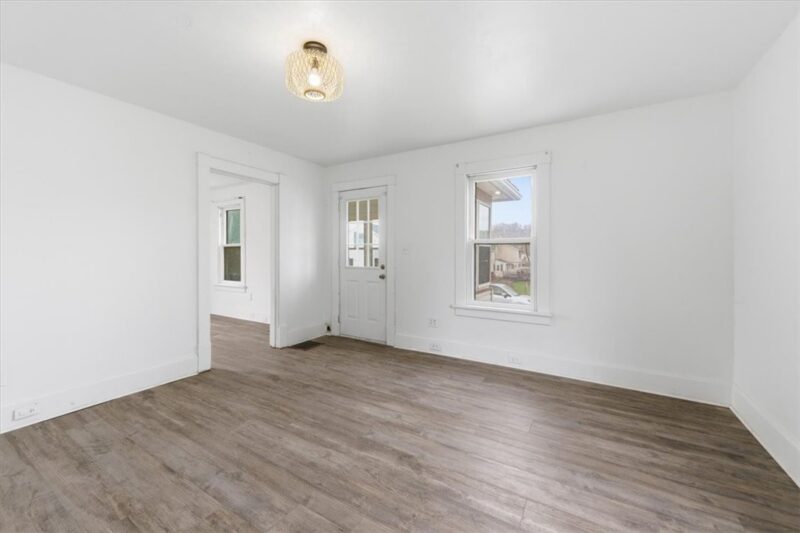 68 Beech St — photo 5