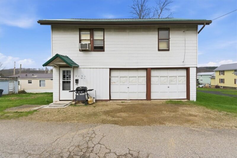 68 Beech St — photo 2