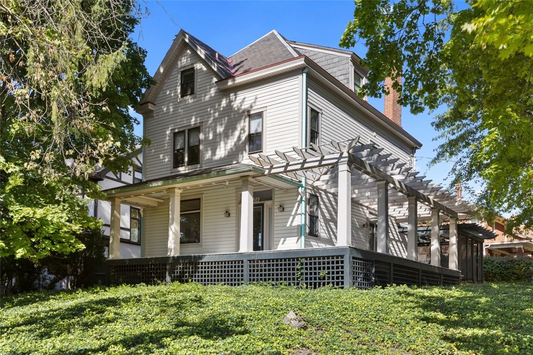 304 Bower Hill Rd — photo 1