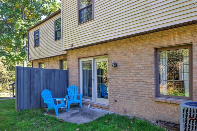 114 Crosswinds Ln — photo 4
