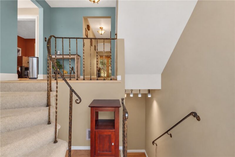 114 Crosswinds Ln — photo 8