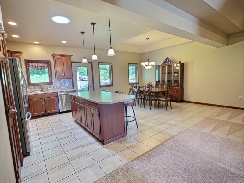 1213 Bedford ROAD — photo 8