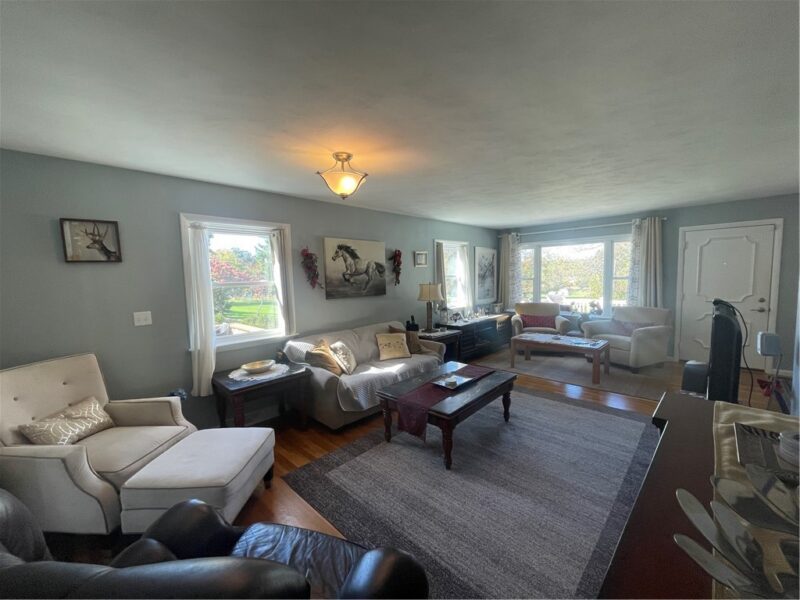 126 Edgemont Rd — photo 3