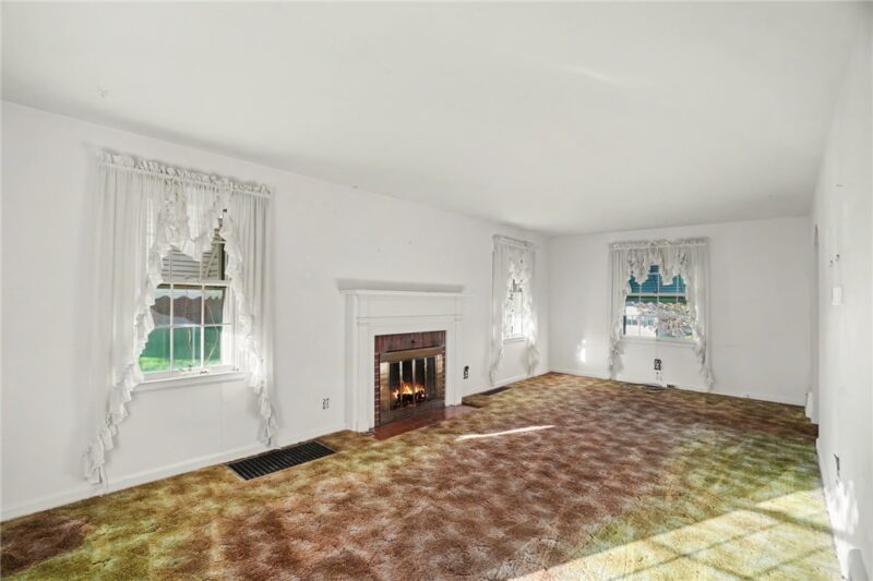 969 Bon Air Drive — photo 3