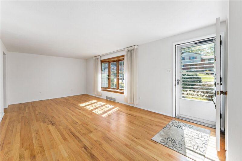 188 Arla Dr — photo 6