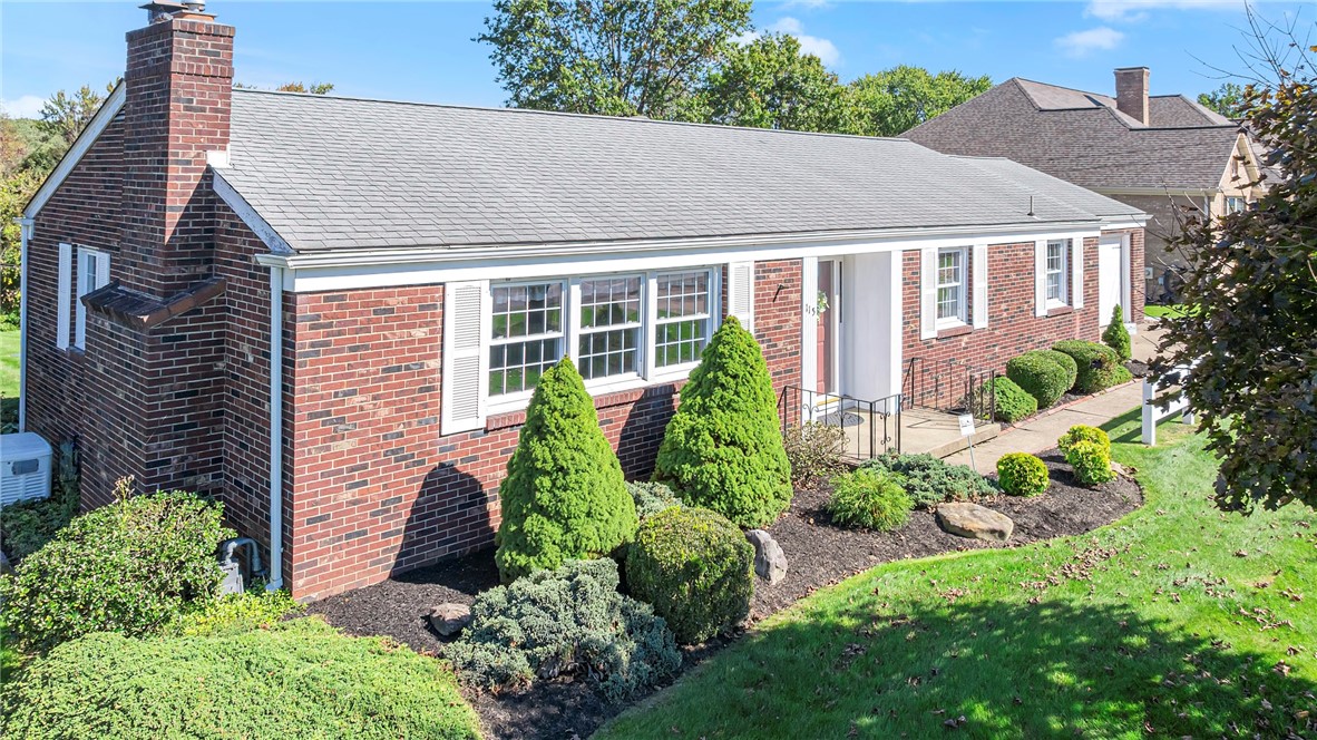 115 Fairfield Dr — photo 1
