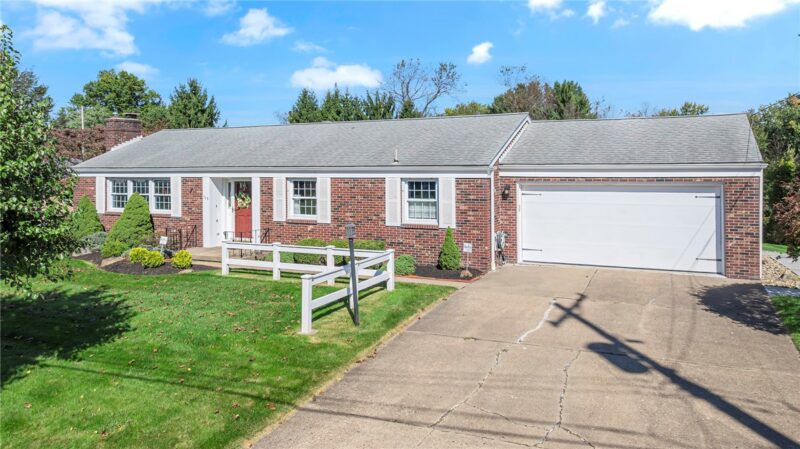 115 Fairfield Dr — photo 3