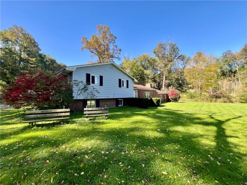899 New Galilee Rd — photo 2