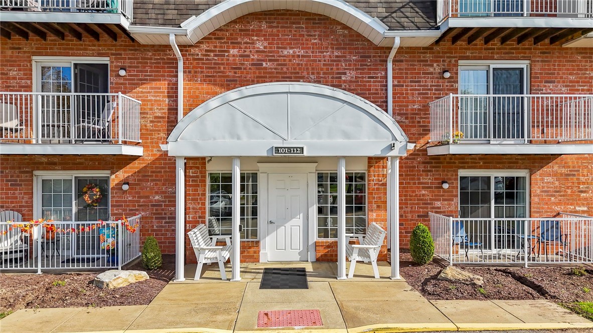 108 Clubhouse Dr — photo 1